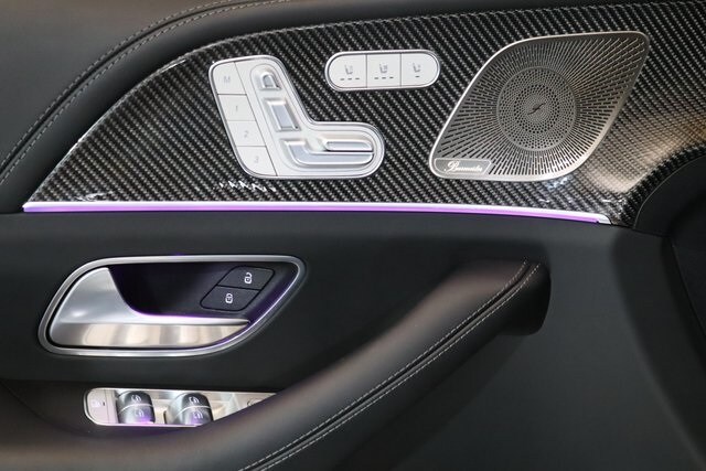 2025 Mercedes Benz GLS 63 AMG 4MATIC photo 3