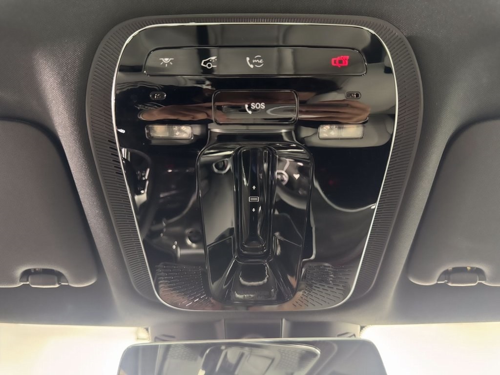 2025 MERCEDES-BENZ C-CLASS - Image 24