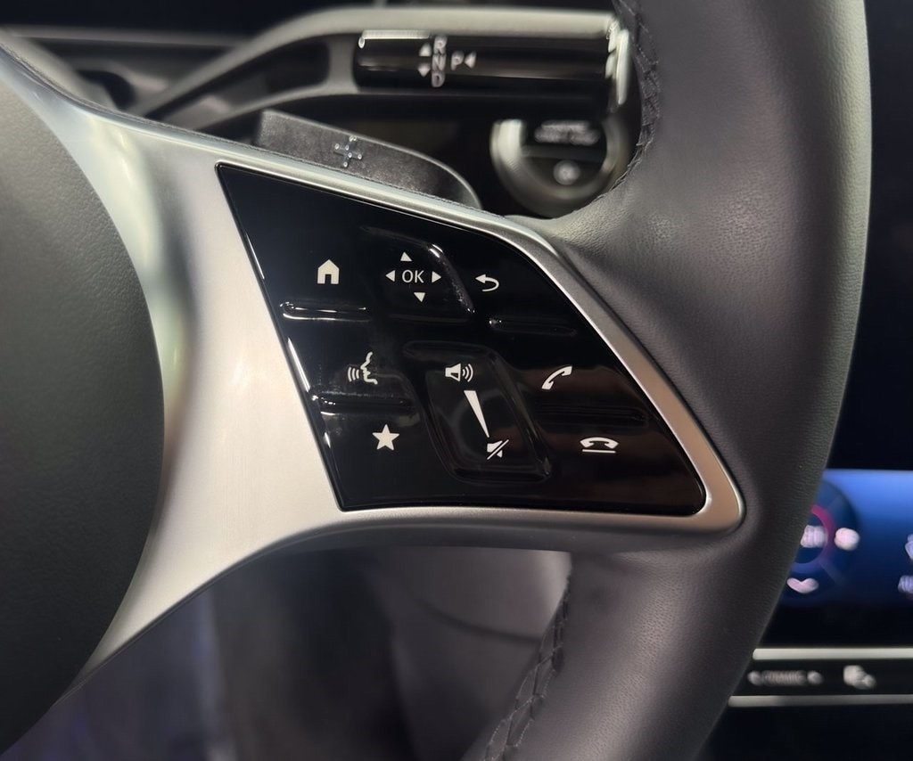 2025 MERCEDES-BENZ C-CLASS - Image 12