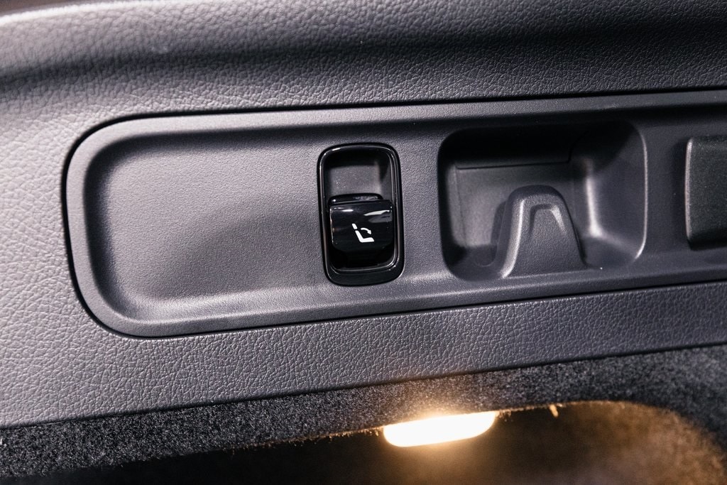 2026 MERCEDES-BENZ GLC-CLASS - Image 23