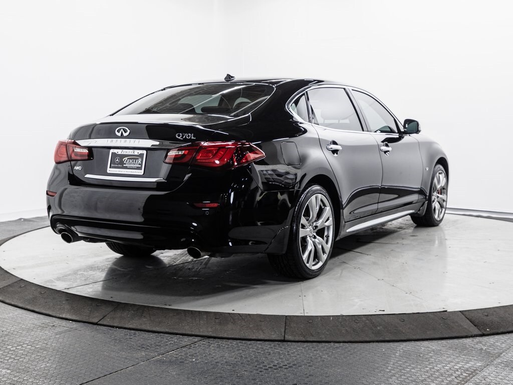 2016 INFINITI Q70L - Image 29