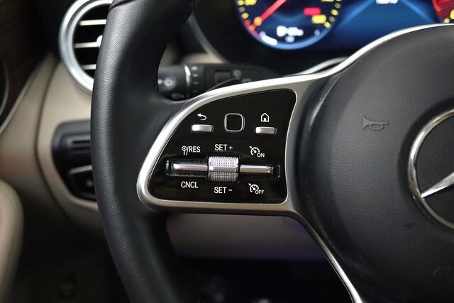 2022 Mercedes Benz GLC 300 4MATIC photo 3