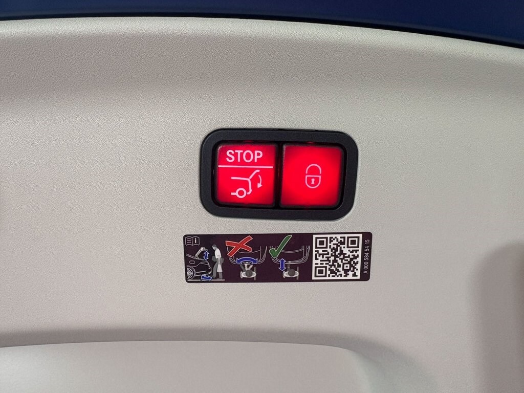 2023 MERCEDES-BENZ AMG GT - Image 35