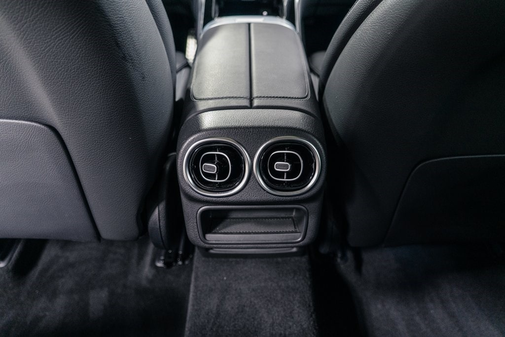 2025 MERCEDES-BENZ GLC-CLASS - Image 27