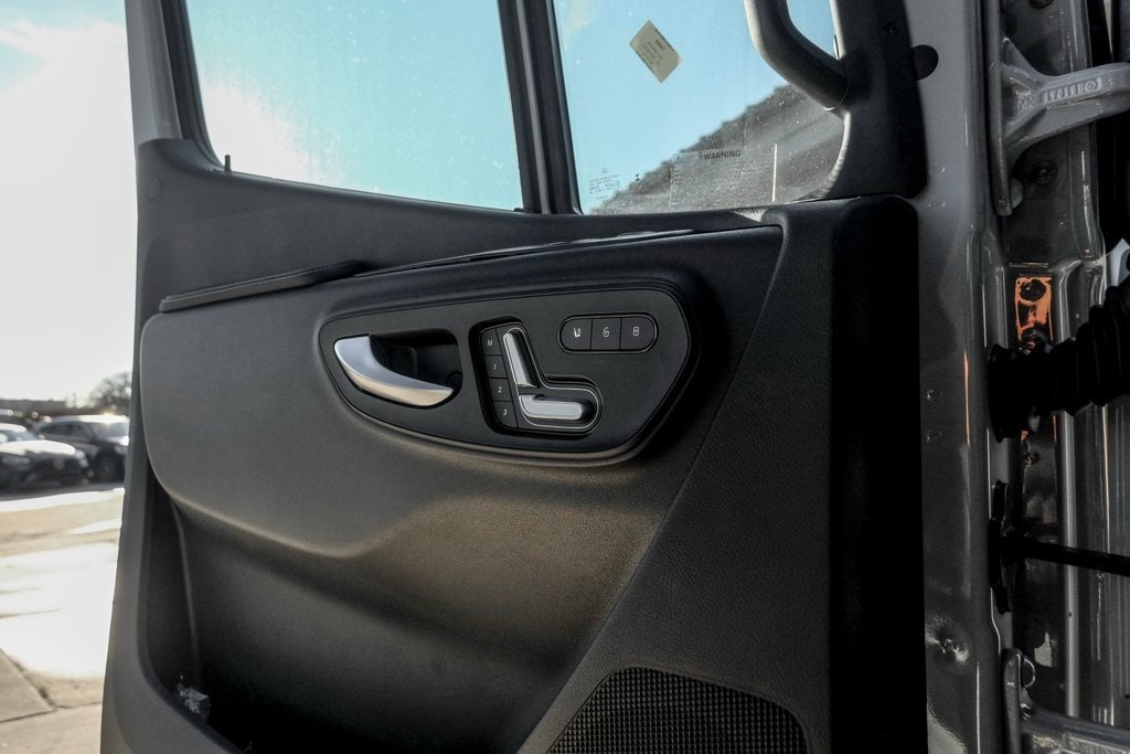 2025 MERCEDES-BENZ SPRINTER - Image 13