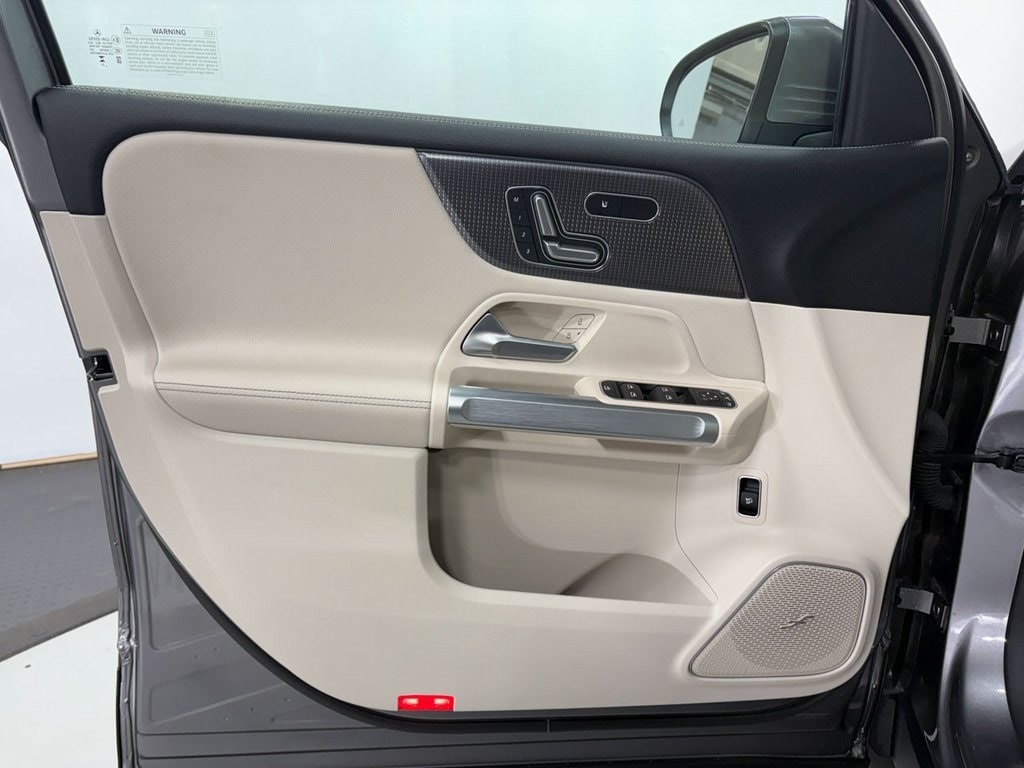 2023 MERCEDES-BENZ EQB-CLASS - Image 5