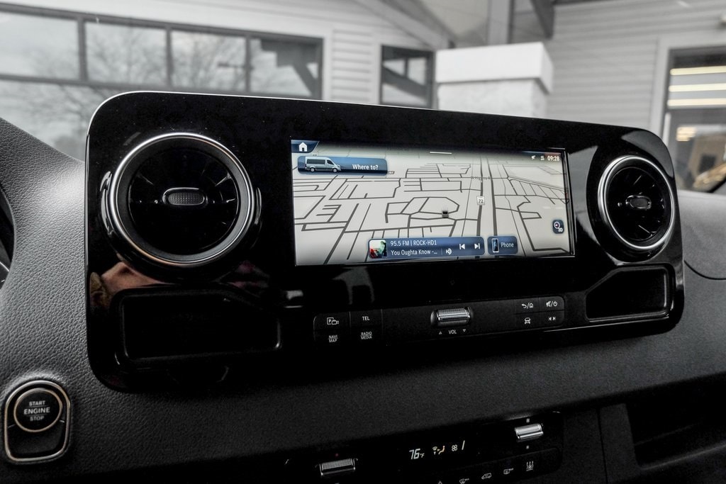 2025 MERCEDES-BENZ SPRINTER - Image 18