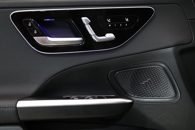 2025 MERCEDES-BENZ C-CLASS - Image 3