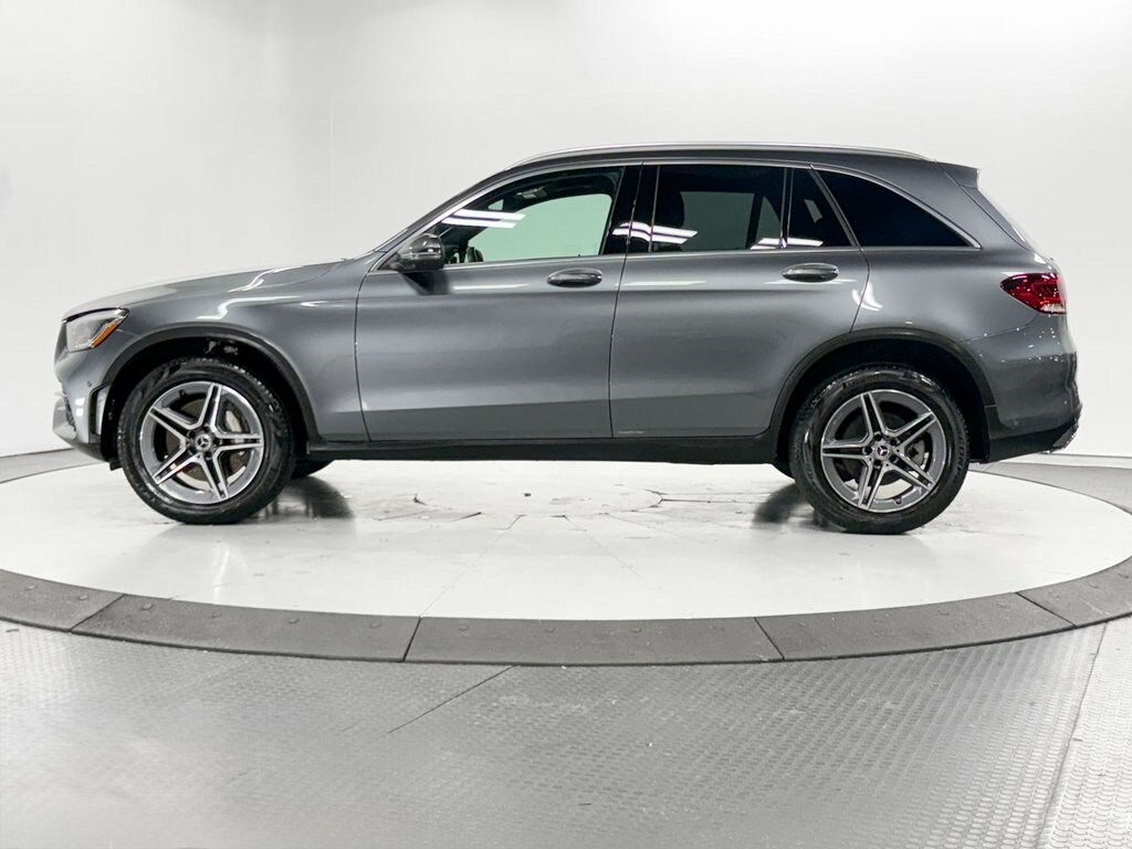 2022 Mercedes Benz GLC 300 4MATIC photo 4