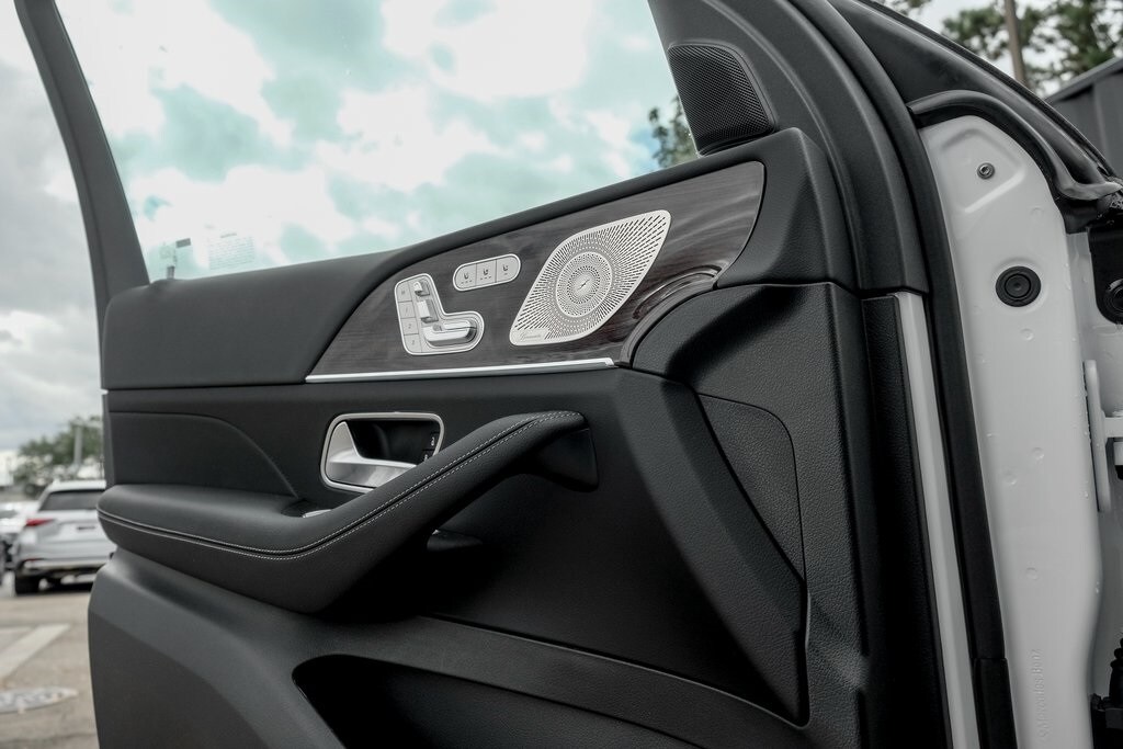 2026 MERCEDES-BENZ GLS-CLASS - Image 12