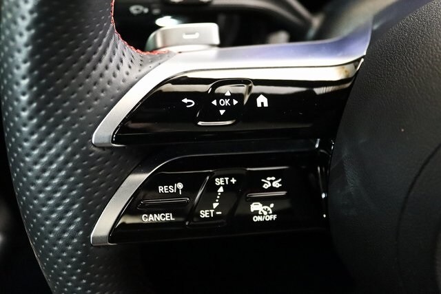 2025 Mercedes Benz GLA 250 4MATIC photo 3