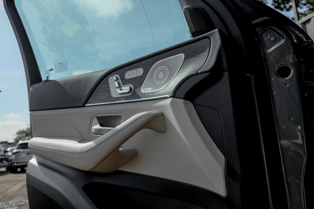 2026 MERCEDES-BENZ GLS-CLASS - Image 12