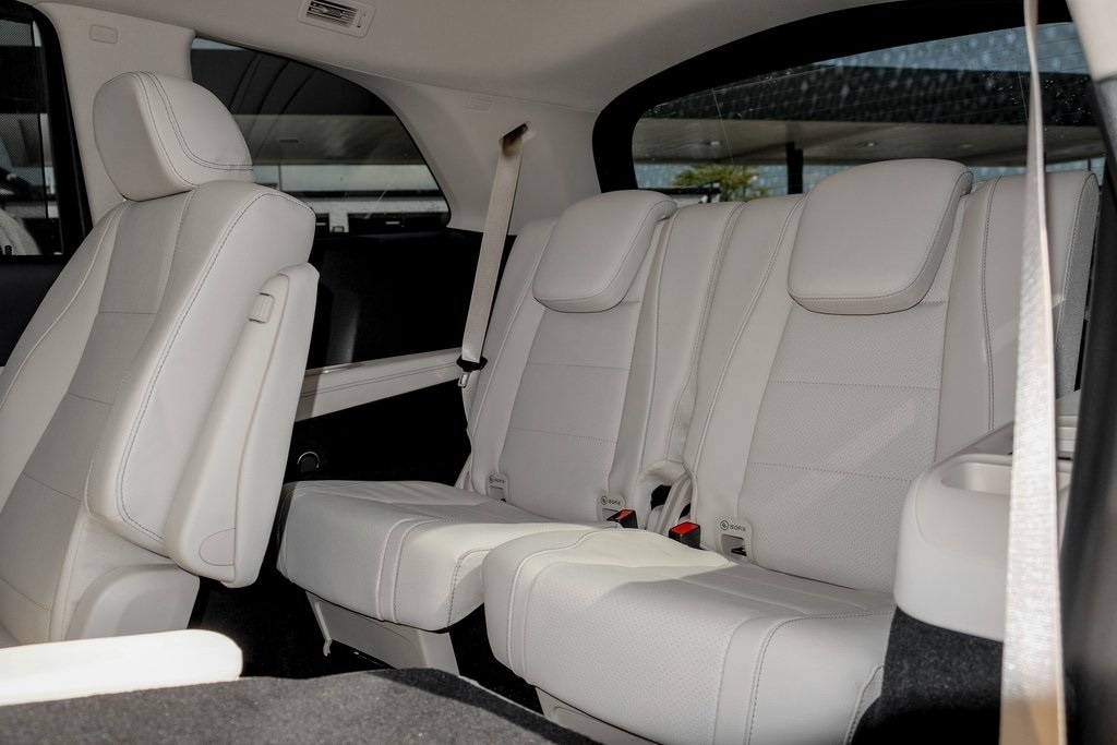 2026 MERCEDES-BENZ GLS-CLASS - Image 19