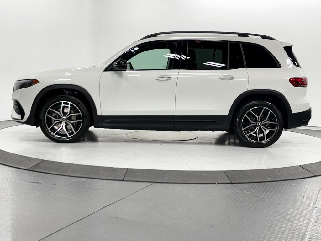 2023 Mercedes Benz EQB 350 4MATIC photo 3