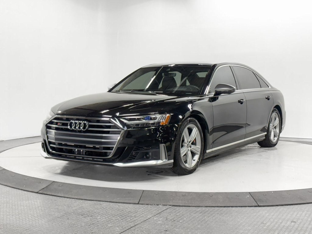 2021 AUDI S8 - Image 3