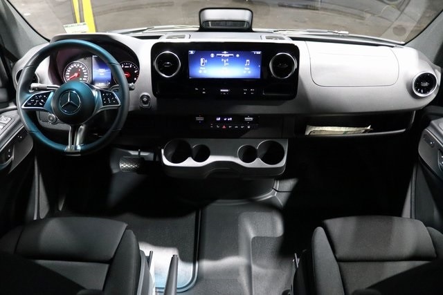 2025 MERCEDES-BENZ SPRINTER - Image 19
