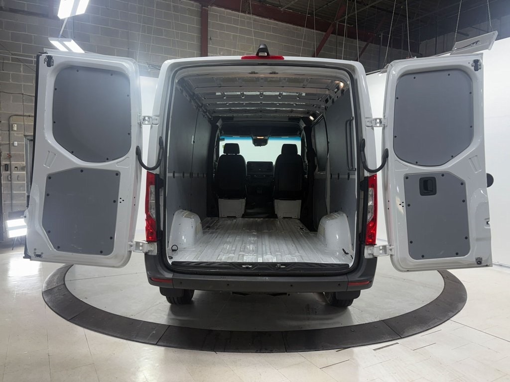 2023 MERCEDES-BENZ SPRINTER - Image 28