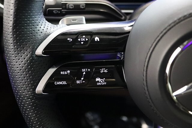 2024 Mercedes Benz GLS 580 photo 3