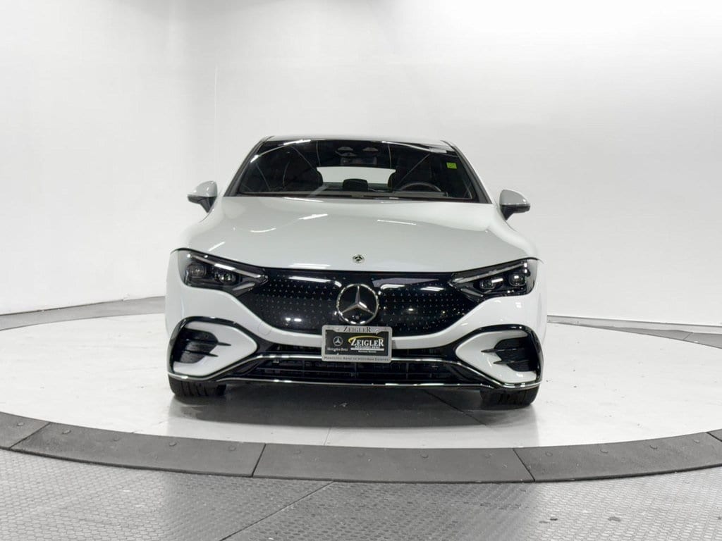 2023 MERCEDES-BENZ EQE-CLASS SEDAN - Image 2