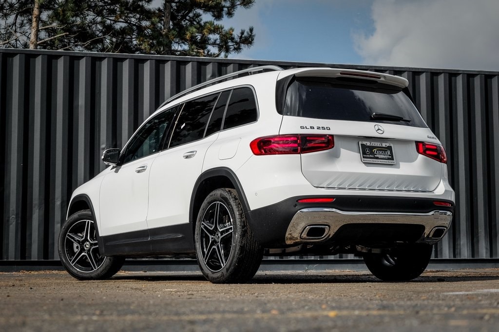 New 2026 Mercedes-Benz GLB 250 4MATIC SUV