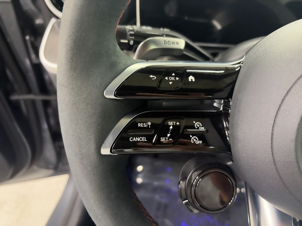 2025 MERCEDES-BENZ C-CLASS - Image 12