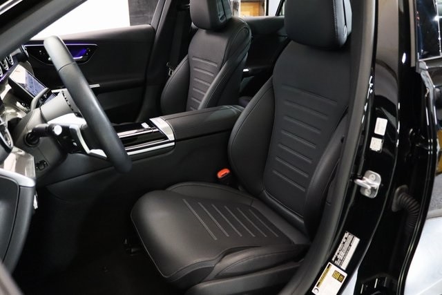 2025 MERCEDES-BENZ C-CLASS - Image 17