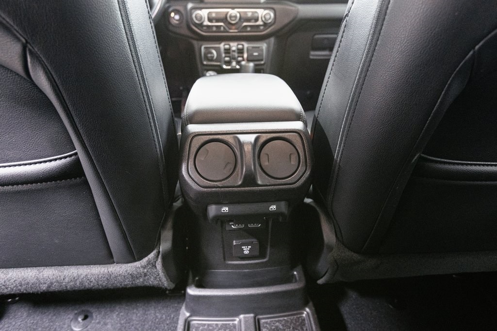 2021 JEEP WRANGLER - Image 18