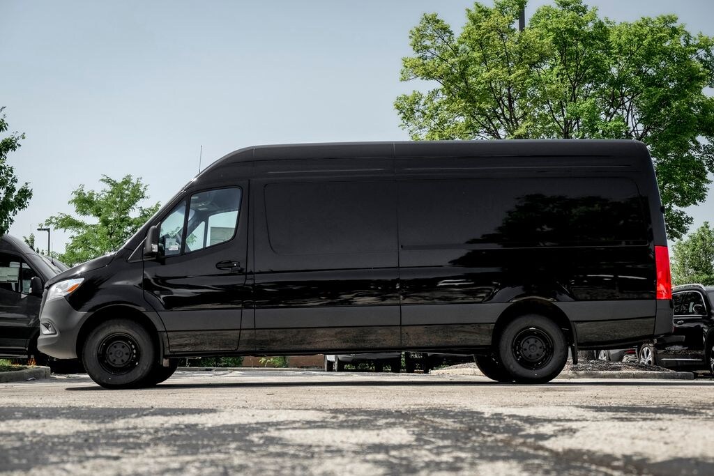 New 2026 Mercedes-Benz Sprinter 2500 High Roof 4-Cyl Diesel