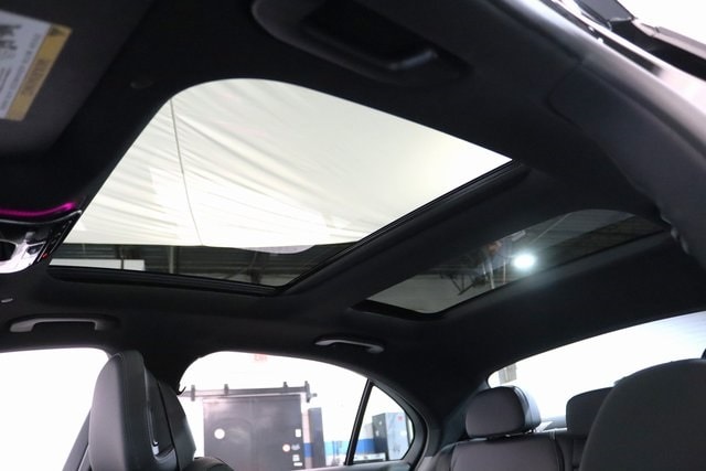 2025 MERCEDES-BENZ C-CLASS - Image 10