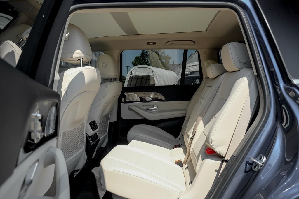 2026 MERCEDES-BENZ GLS-CLASS - Image 18