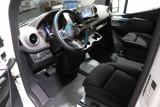 2025 MERCEDES-BENZ SPRINTER - Image 17