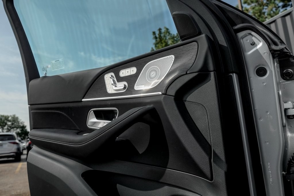 2026 MERCEDES-BENZ GLS-CLASS - Image 12