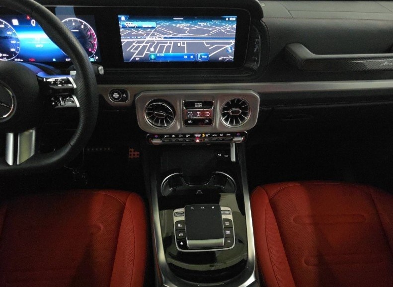 2025 MERCEDES-BENZ G-CLASS - Image 10