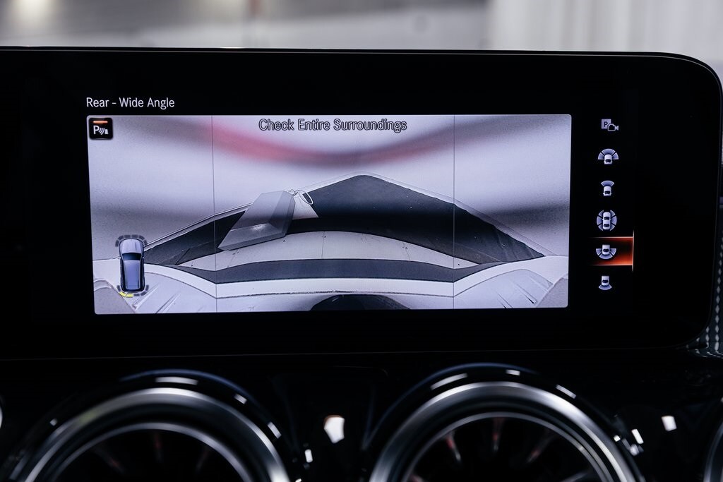 2023 MERCEDES-BENZ EQB-CLASS - Image 18