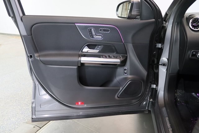 2025 MERCEDES-BENZ GLA-CLASS - Image 18