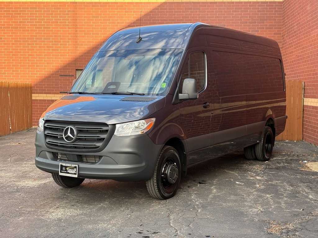 2025 MERCEDES-BENZ SPRINTER - Image 3