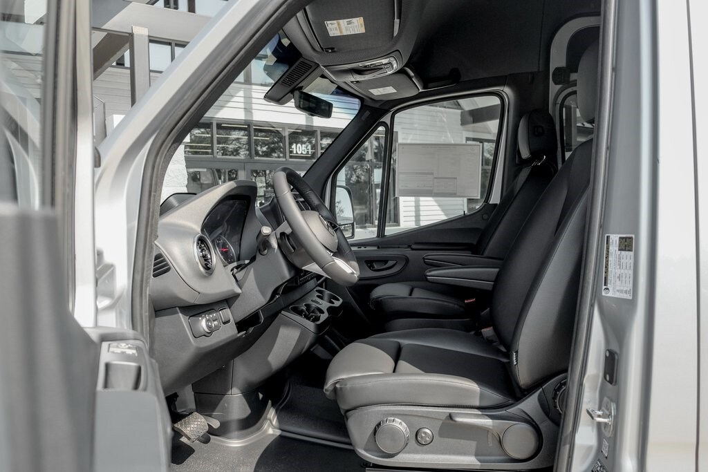 2025 MERCEDES-BENZ SPRINTER - Image 14