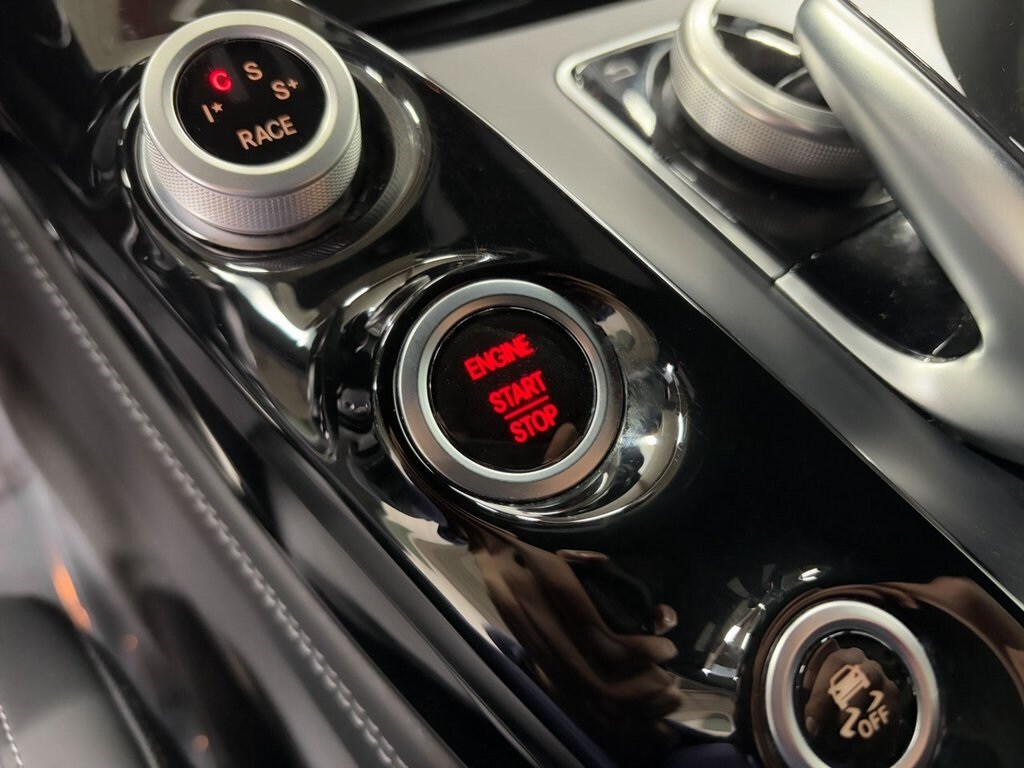 2018 MERCEDES-BENZ AMG GT - Image 18