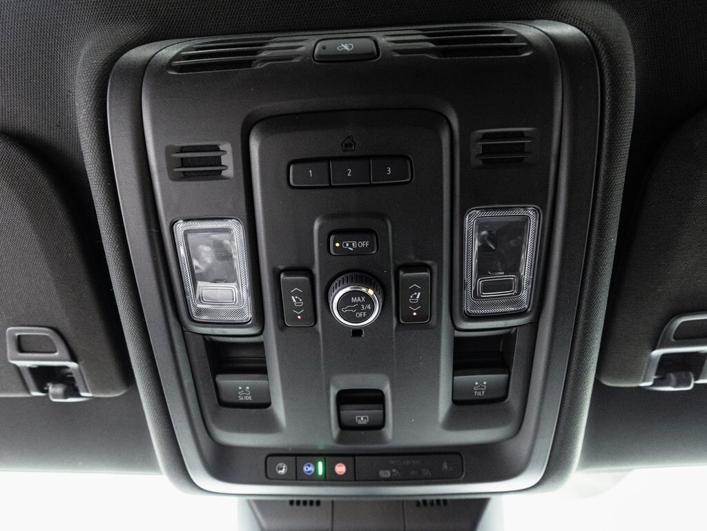 2022 CADILLAC ESCALADE - Image 25