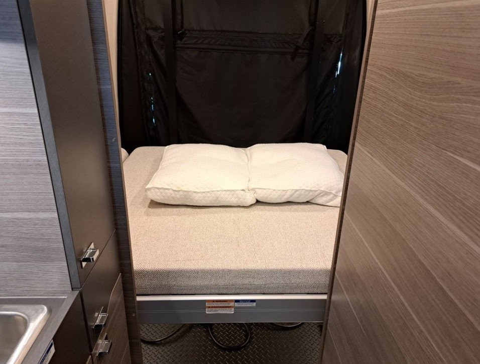 2023 MERCEDES-BENZ SPRINTER - Image 28