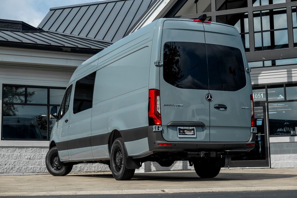 New 2026 Mercedes-Benz Sprinter 2500 High Roof 4-Cyl Diesel