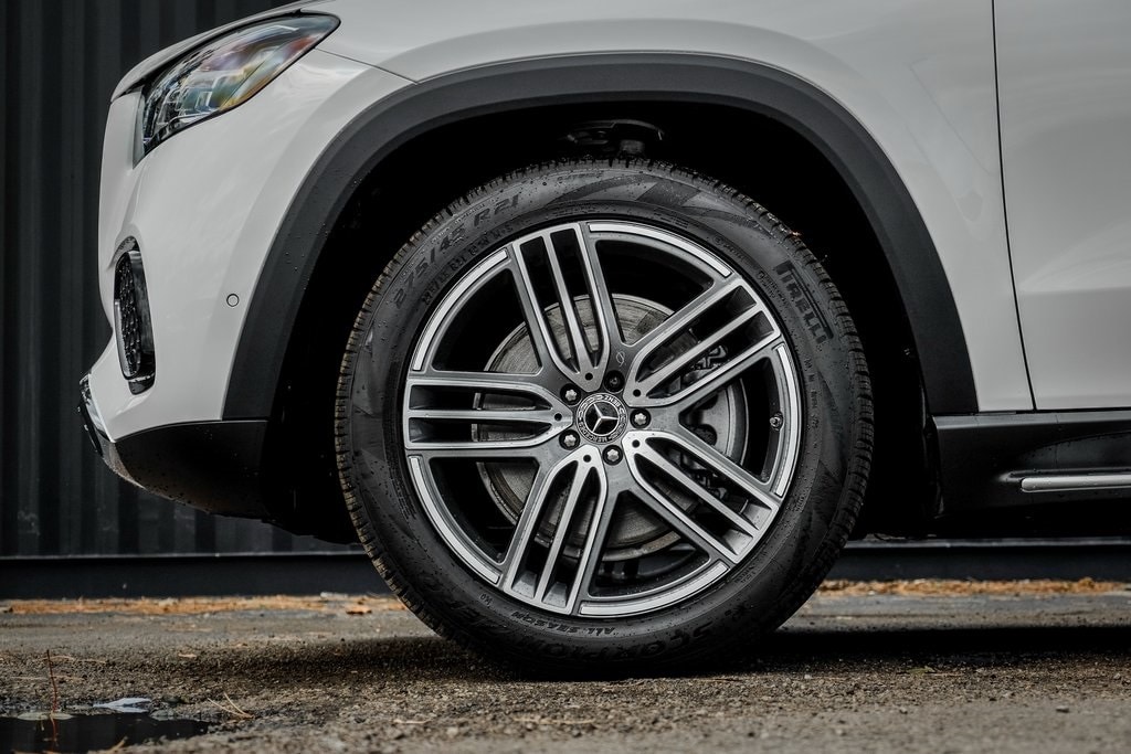 2026 MERCEDES-BENZ GLS-CLASS - Image 4