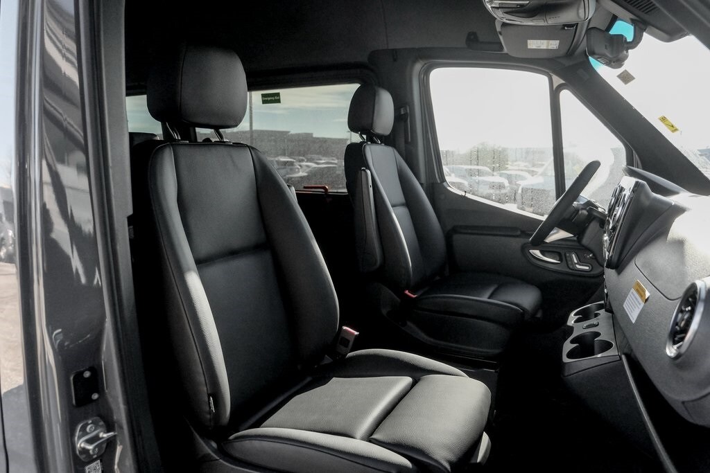 2025 MERCEDES-BENZ SPRINTER - Image 24