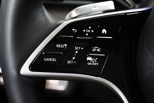 2025 Mercedes Benz GLE 450e 4MATIC photo 3