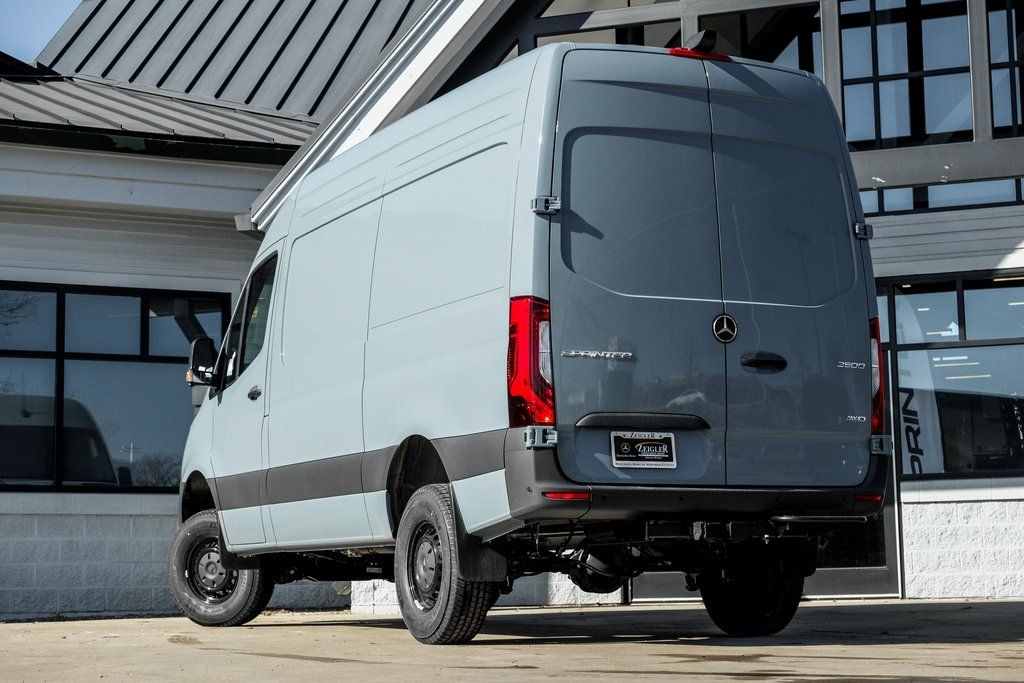 New 2026 Mercedes-Benz Sprinter 2500 Standard Roof 4-Cyl Diesel HO Van Cargo Van