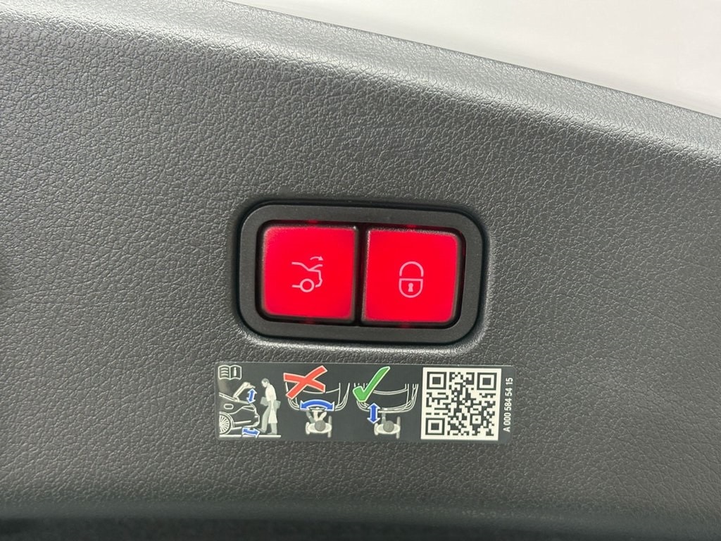 2025 MERCEDES-BENZ CLE - Image 32