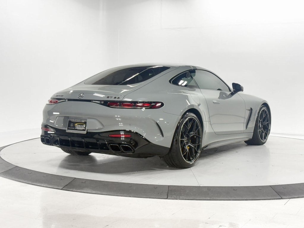 2025 MERCEDES-BENZ AMG GT - Image 34