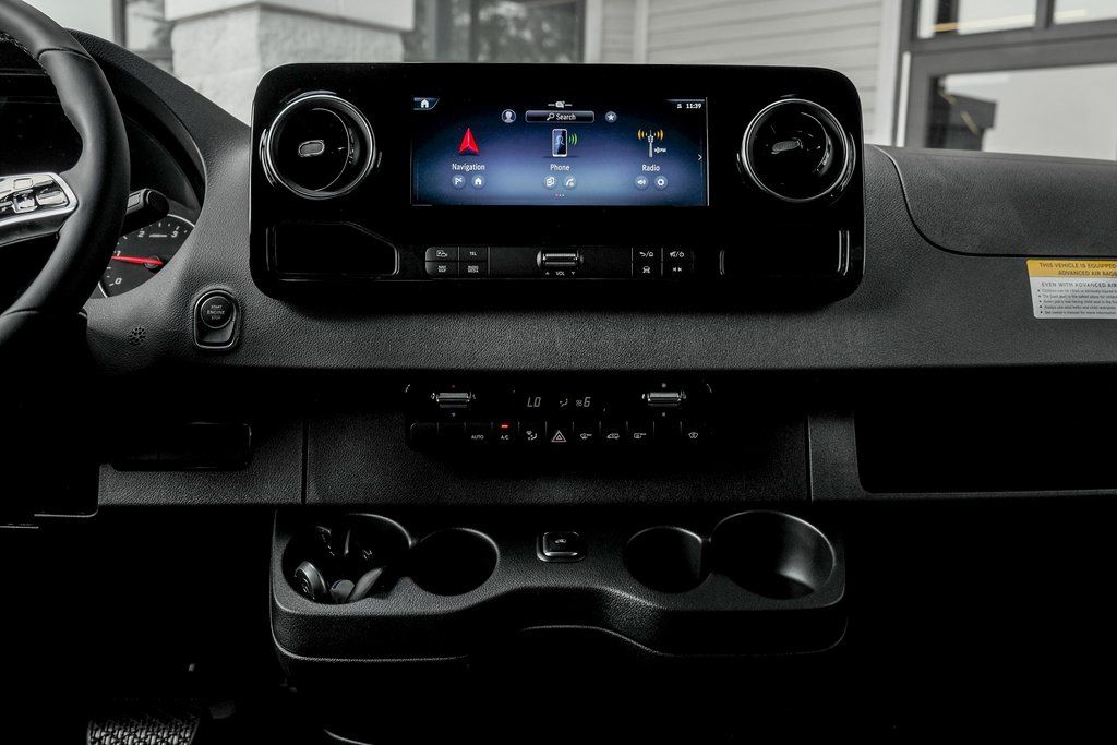 2025 MERCEDES-BENZ SPRINTER - Image 19