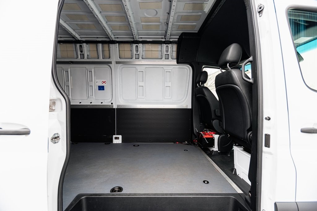 2024 MERCEDES-BENZ SPRINTER - Image 28
