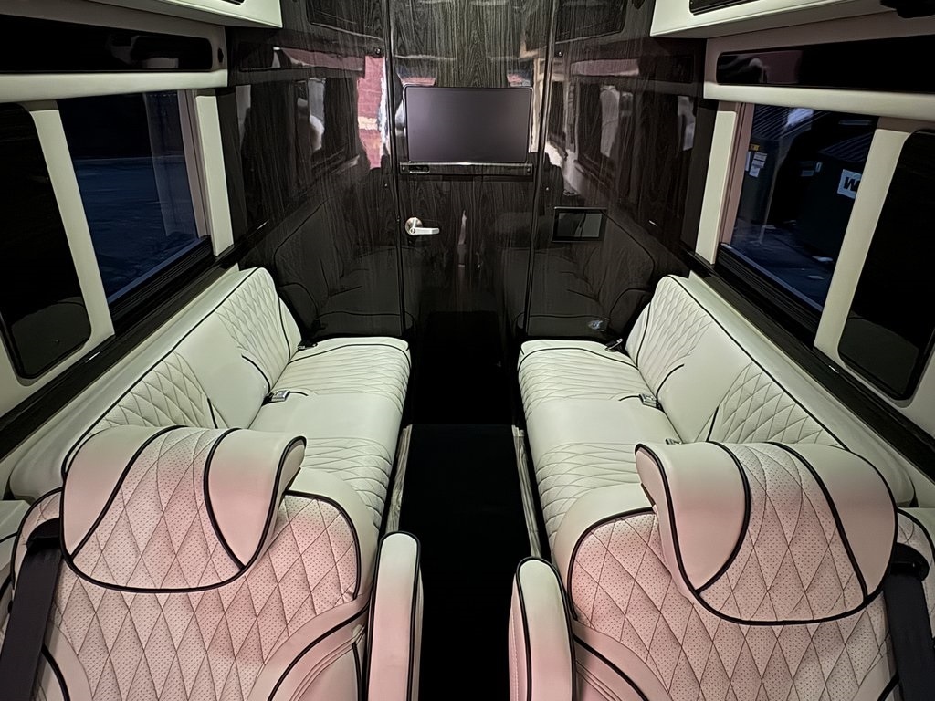 2024 MERCEDES-BENZ SPRINTER - Image 39